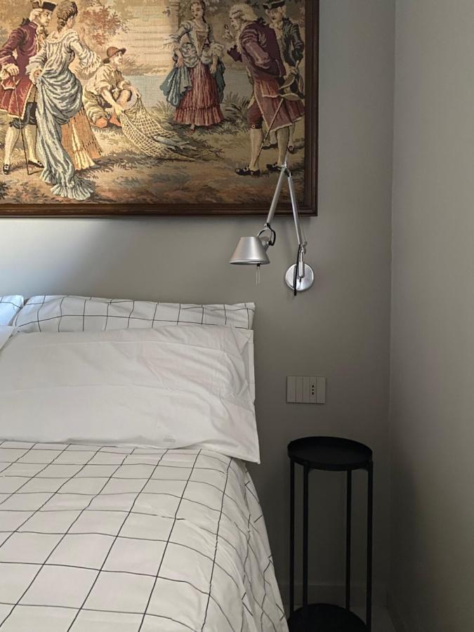 Bilocale Di Design Con Vista In Crocetta Quadronno Apartman Milánó Kültér fotó